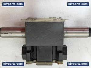 Vickers DG4V-3S-2C-M-FW-B5-60 Hydraulic Cylinder – actual item, photo 2 of 4