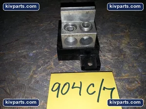 9798700 Power Distribution Block – actual item, photo 2 of 2