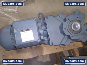 Bauer BK30-74VH/D09SA4/AM Helical Bevel Gear Motor 1.5kW 460V 3PH AC Industrial – actual item, photo 3 of 5