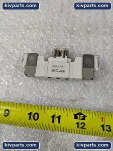 SMC SY3220-5LZ-C6 5 Port Double Solenoid Valve – actual item, photo 2 of 6