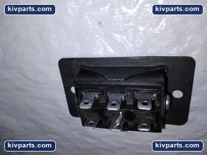 Cinch Connector Flange Solder Lug – actual item, photo 2 of 5