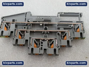 Phoenix Contact 3210541 PT 2 Terminal Block – actual item, photo 4 of 5
