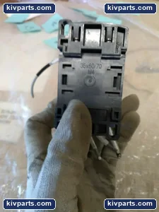 Schneider Electric CAD50G7 TeSys Control Relay – actual item, photo 8 of 10