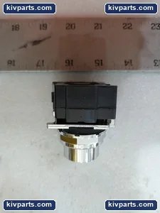 Eaton 10250T472 Pushbutton – actual item, photo 3 of 6