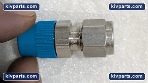 Swagelok 1/4T Fitting – actual item, photo 2 of 11