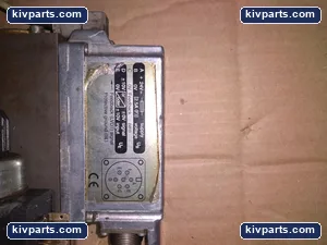 Bosch 404302 Proportion Valve – actual item, photo 10 of 12