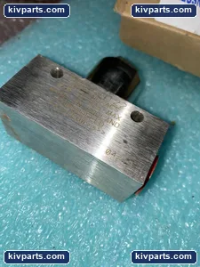 4REGSN122 Pressure Regulator – actual item, photo 3 of 6