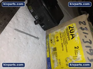 Square D QO220VH Circuit Breaker – actual item, photo 5 of 7