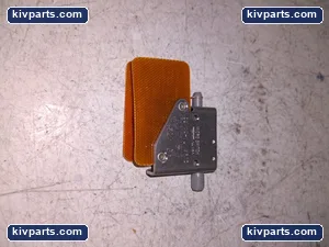 Honeywell 22AC2-U Micro Switch – actual item, photo 2 of 3