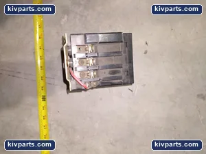 Square D 8536 SA012 Motor Starter – actual item, photo 5 of 6