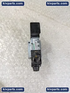 Numatics 031SS4464000061 Pneumatic Solenoid Valve – actual item, photo 2 of 6