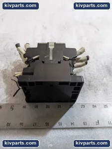 Fuji Electric 4NC2H0 SC-3N Magnetic Contactor – actual item, photo 8 of 10