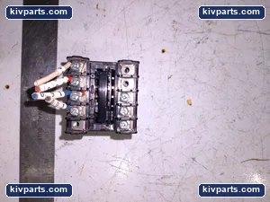 Omron E5CSV-R1T-F Temperature Controller – actual item, photo 3 of 5