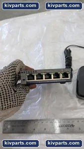 GS105E Unmanaged PROSAFE NETGEAR – actual item, photo 2 of 7