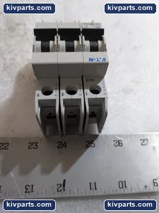 Eaton FAZ-C8/3-NA-L Miniature Circuit Breaker – actual item, photo 8 of 11