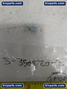 TE Connectivity 3-350820-2 AMP Insulated Female Disconnect – actual item, photo 2 of 4