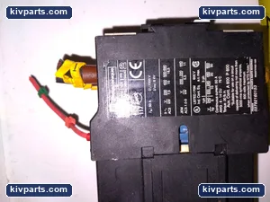Telemecanique LC1 D3210 Contactor – actual item, photo 3 of 18