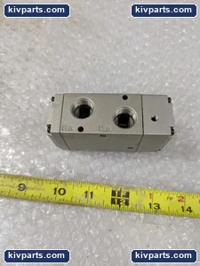 SMC VPA542 Air Operated Poppet Valve – actual item, photo 4 of 6