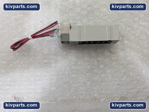 SMC SY5140-5LZ 5 Port Solenoid Valve – actual item, photo 3 of 5