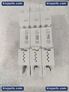 Siemens 5SJ4335-7HG42 Miniature Circuit Breaker – actual item, photo 4 of 6