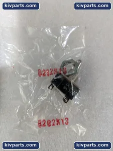 Cutler-Hammer 8282K13 Eaton Miniature Toggle Switch – actual item, photo 2 of 5