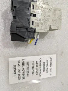 Mitsubishi UT-AX4 S-T12 Magnetic Contactor