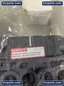 Numatics 082RQ115J064K00 Pneumatic Sandwich Regulator – actual item, photo 3 of 4