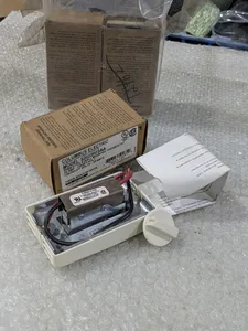 Columbus Electric S2022H10AA Wall Mounted Thermostat