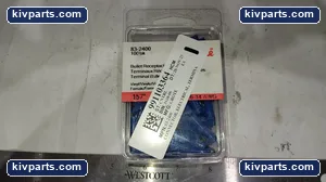 CONNECTORS83-2400 Vinyl Receptacle – actual item, photo 2 of 3