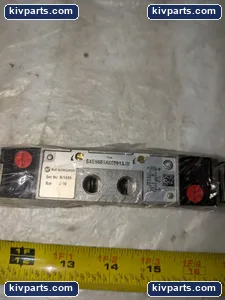 SXE9661A600013JB Pneumatic Solenoid Valve – actual item, photo 2 of 6