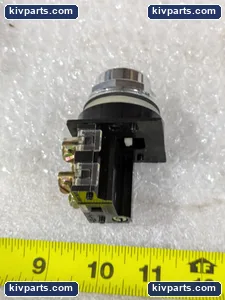 General Electric CR104PBG91B3 Heavy Duty Pushbutton Switch – actual item, photo 4 of 8