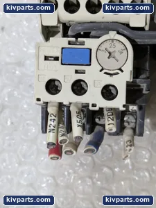 Mitsubishi S-T12 TH-T18 KP Overload Relay – actual item, photo 4 of 16