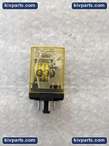 IDEC RR2P-U Ice Cube Relay – actual item, photo 3 of 5