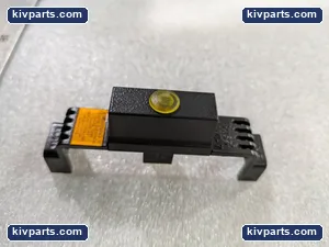 Bussmann SAMI-71 Indicating Midget Fuse Cover – actual item, photo 5 of 6