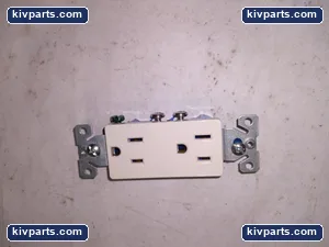 Cooper Receptacle – actual item, photo 3 of 5