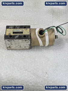 Double A K12-111E-46E-05 Vickers Hydraulic Solenoid Valve – actual item, photo 2 of 5