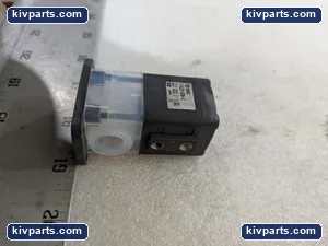 SMC LVA20-02N-C Pneumatic Component – actual item, photo 3 of 7