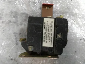 Square D 9065 ARO-1R Overload Relay Aux Contact