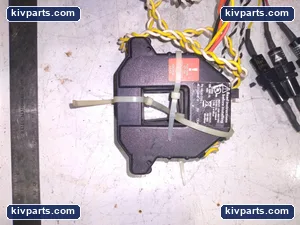 Bussmann H8036-0300-2 SLO-BLO – actual item, photo 3 of 9