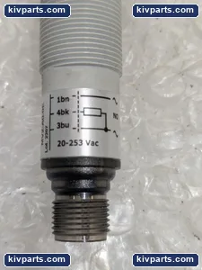 Micro Detectors MV2-A0-0E Photoelectric Sensor Switch – actual item, photo 2 of 5
