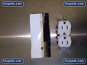 Leviton CR15-W Duplex Receptacle – actual item, photo 3 of 4