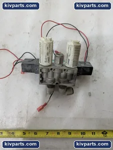 CKD 4KB320 Solenoid Valve – actual item, photo 2 of 5