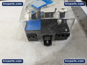 Johnson Controls T-9001-1 HVAC Pneumatic Control – actual item, photo 2 of 7