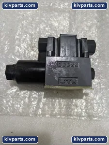 Tokyo Keiki DG4V-3-2BL-M-P7-H-7-54 Directional Control Valve – actual item, photo 4 of 6