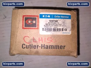 Cutler-Hammer 10250TA68 Maintained Pushbutton – actual item, photo 2 of 4