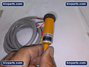 Omron E3F-DS10C4 Electric Switch – actual item, photo 5 of 6