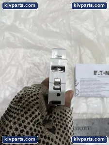 Eaton WMZS1B06 Miniature Circuit Breaker – actual item, photo 4 of 8