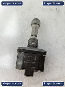 Safran 8503K1 Labinal Toggle Switch – actual item, photo 2 of 6