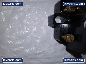 Eaton TBUS4 Terminal Block – actual item, photo 3 of 5