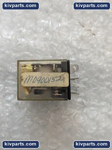 Omron LY4N General Purpose Plug-In Relay – actual item, photo 4 of 6